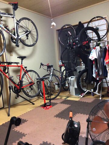 旧ブログから復旧したロードバイク部屋の写真